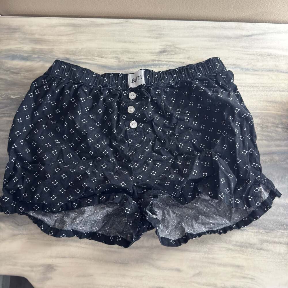 Born Black and White Geometric Print Ruffle Pajama Shorts